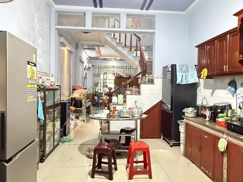 CHƯA TỚI #5TỶ🍍GẦN 100m2 3 TẦNG ( 177m2 sàn) VỚI 7 PN DÒNG TIỀN 180tr/năm - HẺM XE HƠI VÀO NHÀ VIVU... Bán nhà riêng tại Trung Mỹ Tây, Hồ Chí Minh 01