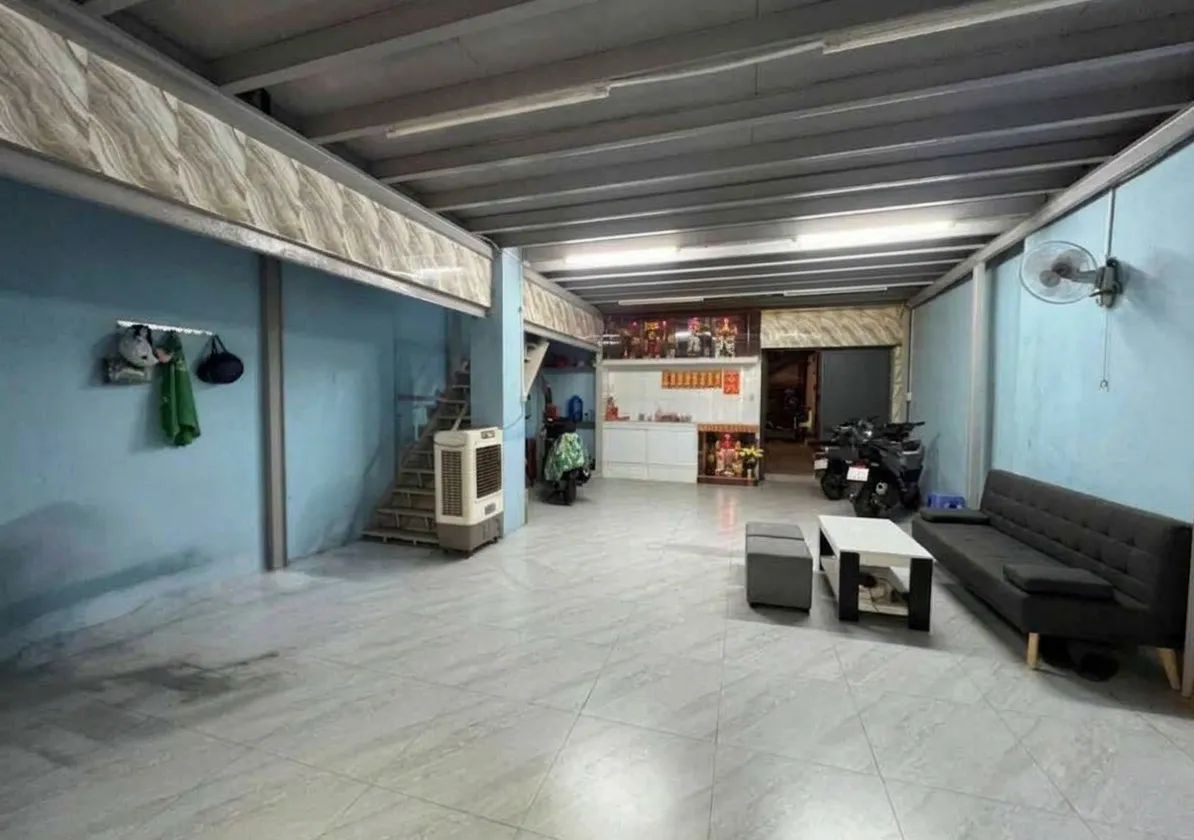 BÁN NHÀ 210m² RỘNG 6m Ở P.PHÚ ĐỊNH Q.8, 20m RA MẶT TIỀN ĐƯỜNG BÌNH ĐÔNG, CÓ CHỖ ĐẬU Ô TÔ, 16 TỶ... Bán nhà riêng tại Phú Định, Hồ Chí Minh 01