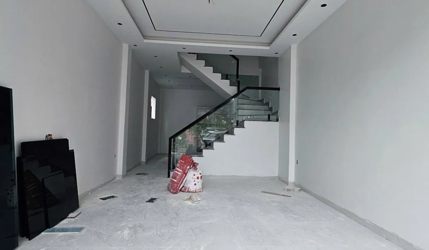 Nhà lô góc 3 tầng hướng Tây Bắc tại khu vực quận Đào Yêu với ô tô đỗ cửa... Bán nhà riêng tại An Hải, Hải Phòng 01