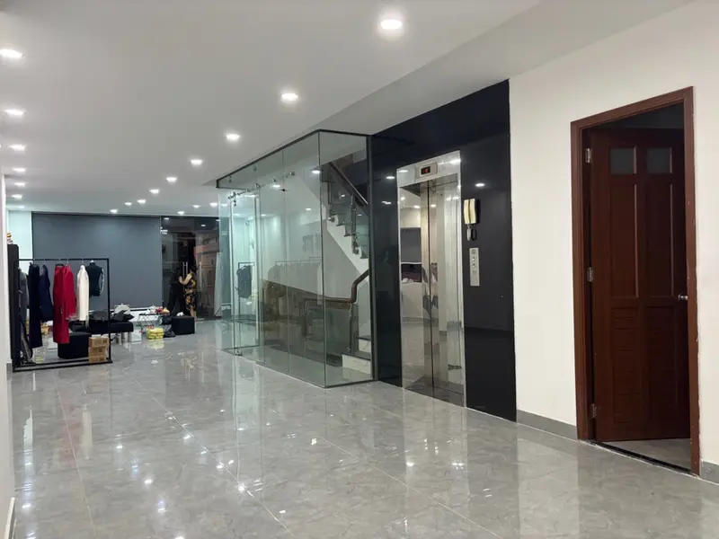 Bán nhà mặt phố 6 tầng rộng 145.8m² tại quận, giá 36 tỷ... Bán nhà mặt phố tại Tân Sơn Nhất, Hồ Chí Minh 01