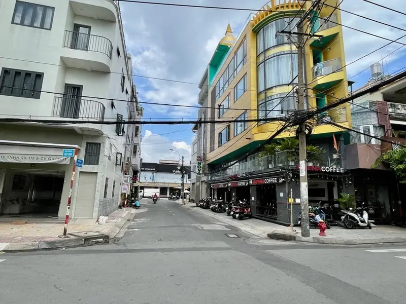 Nhà mặt phố kinh doanh 92 m2, vị trí góc hai mặt tiền, khu vực sầm uất Phú Thạnh Tân Phú... Bán nhà mặt phố tại Phú Thạnh, Hồ Chí Minh 01