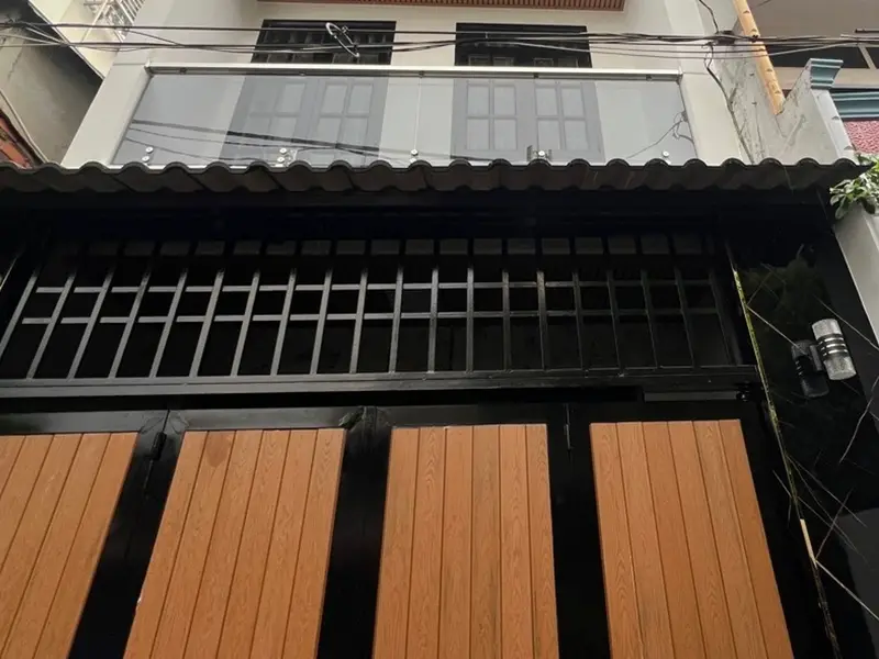 BÁN NHÀ 🏡 Hẽm 154 Âu Dương Lân ( hẽm 4m xe hơi nhỏ đến nhà)... Bán nhà riêng tại Chánh Hưng, Hồ Chí Minh 01