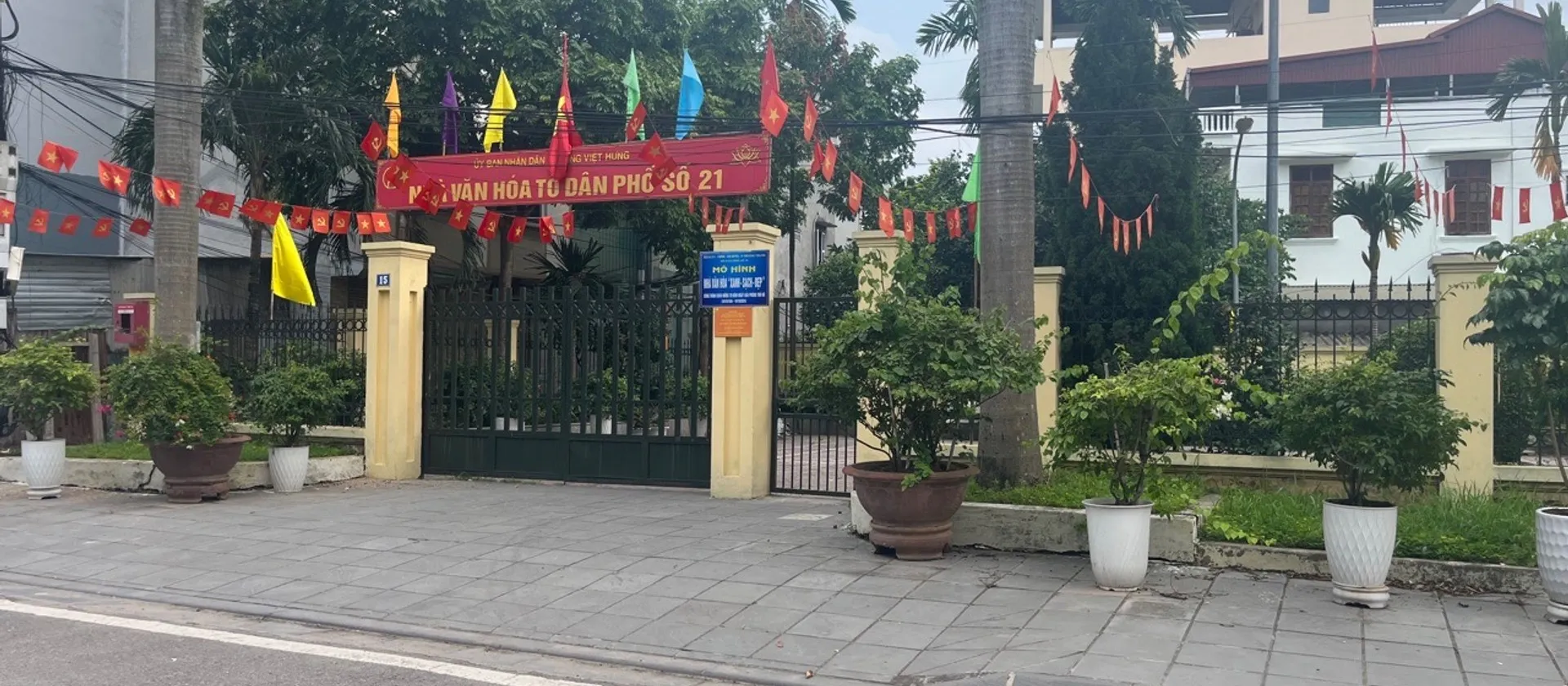 Kho xưởng ô tô tránh - Kinh doanh sầm uất ngay Thượng Thanh... Bán kho, nhà xưởng tại Việt Hưng, Hà Nội 01