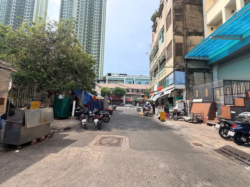 Nhà Quận 5 - Giá Sốc, Vừa Ở Vừa Đầu Tư... Bán nhà riêng tại Chợ Lớn, Hồ Chí Minh 01