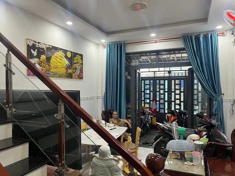 Nhà đẹp 3 tầng, 4PN, giá siêu tốt tại quận Gò Vấp... Bán nhà riêng tại Thông Tây Hội, Hồ Chí Minh 01