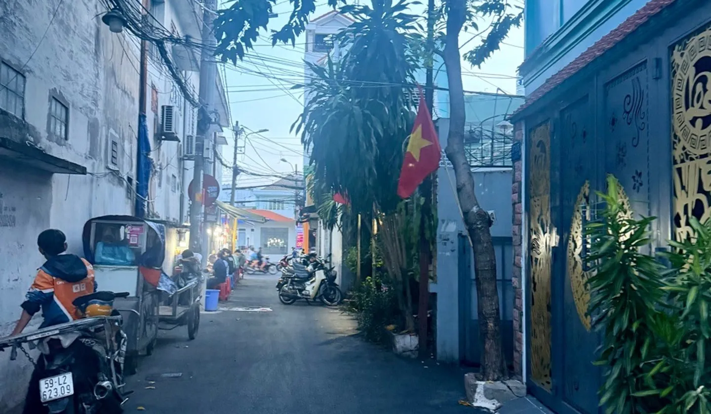 Nhà 5 tầng 13 phòng siêu tiện nghi tại Hạnh Thông, TP HCM... Bán nhà riêng tại Hạnh Thông, Hồ Chí Minh 01