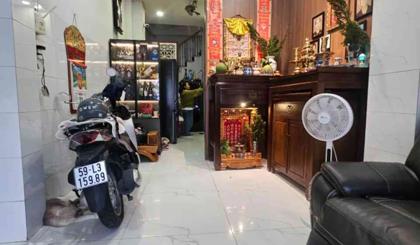 MẶT TIỀN KINH DOANH - BUÔN BÁN TẤP NẬP - CHO THUÊ 25TR /THÁNG... Bán nhà mặt phố tại Bình Tiên, Hồ Chí Minh 01