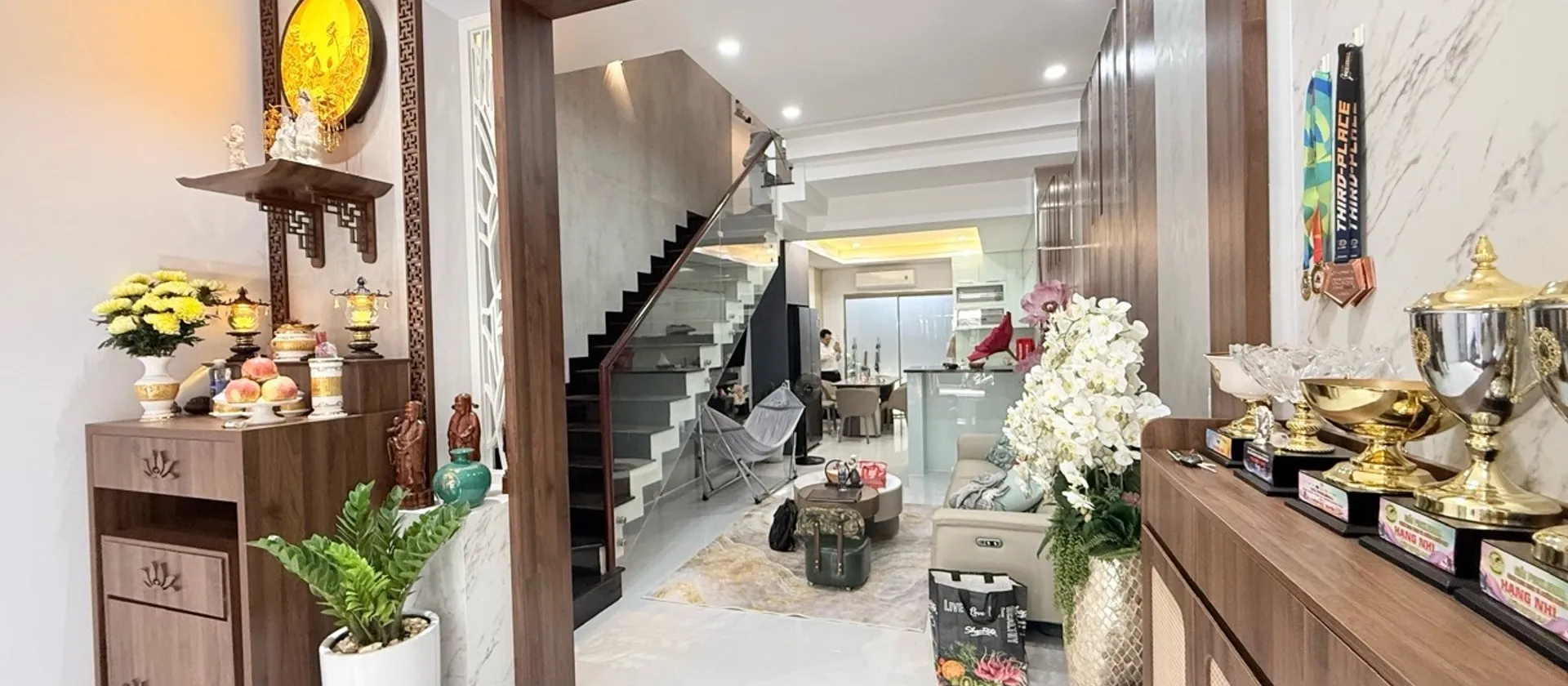 Bán nhà riêng 3 tầng 4PN hẻm xe hơi Lê Văn Lương Quận 7 giá 12.8 tỷ... Bán nhà riêng tại Tân Hưng, Hồ Chí Minh 01
