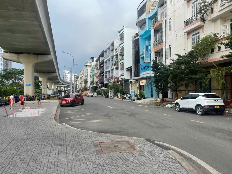 Bán Nhà 3 Mặt Tiền Hẻm Xe Hơi Đậu Cửa Tại Điện Biên Phủ Bình Thạnh. Sổ hồng pháp lý,... Bán nhà riêng tại Thạnh Mỹ Tây, Hồ Chí Minh 01