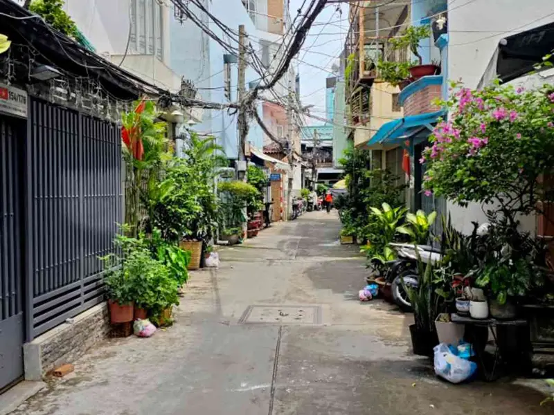 Cần Bán nhà Q8 3 tầng có sân rộng tại Âu Dương Lân, TP HCM... Bán nhà riêng tại Chánh Hưng, Hồ Chí Minh 01