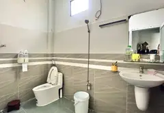 🔥 HẺM ÔTÔ – NHÀ 2 TẦNG – NGANG 5.7M – CHỈ 4.35 TỶ 🔥
📍 Thạnh Lộc 13, P. An Phú Đông, TP.HCM.

🏡... Bán nhà riêng tại An Phú Đông, Hồ Chí Minh 07