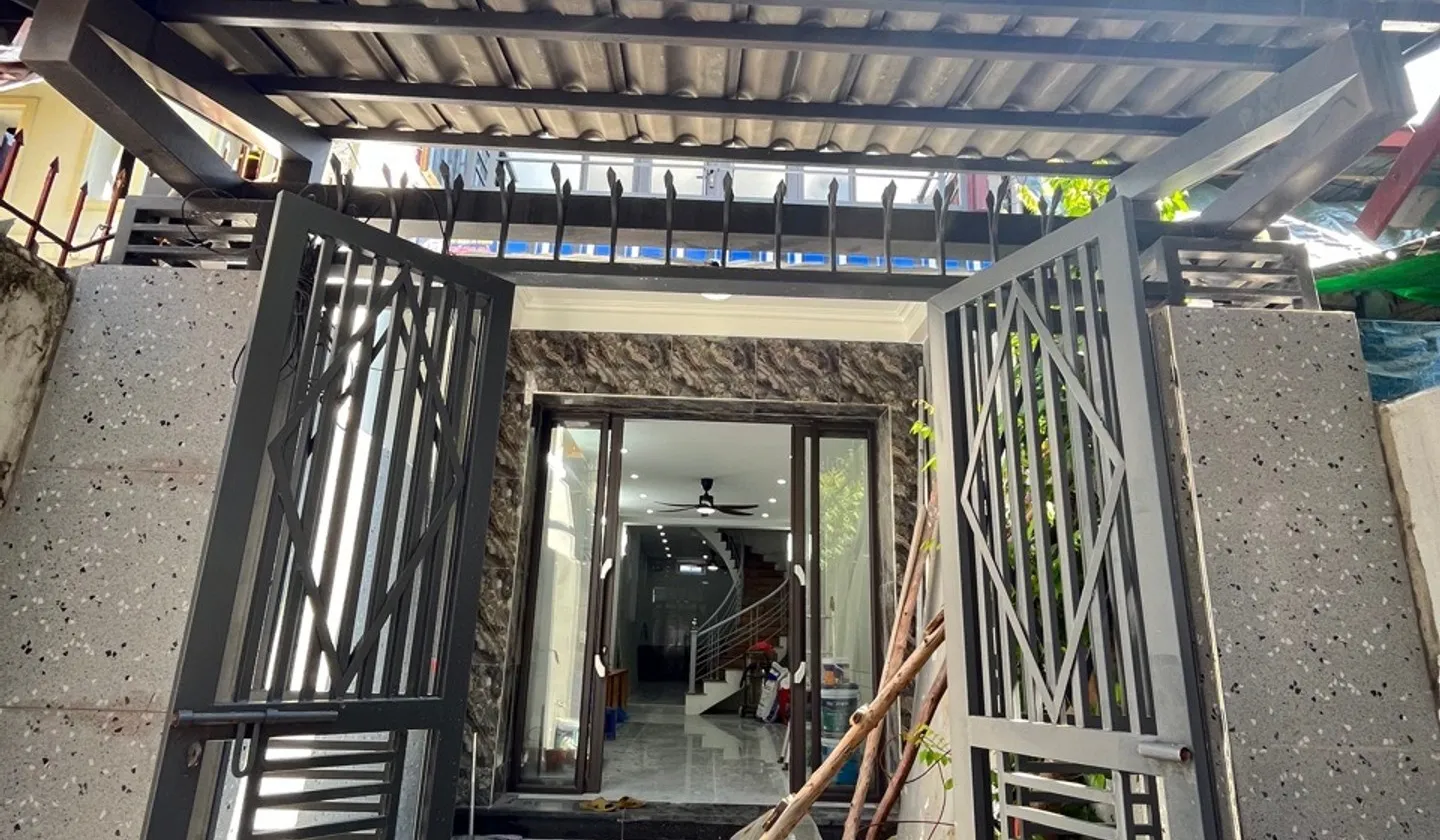 Cơ hội sở hữu nhà 3 tầng vị trí vàng phố Vũ Chí Thắng ô tô nhỏ vào tận cửa... Bán nhà riêng tại An Biên, Hải Phòng 01