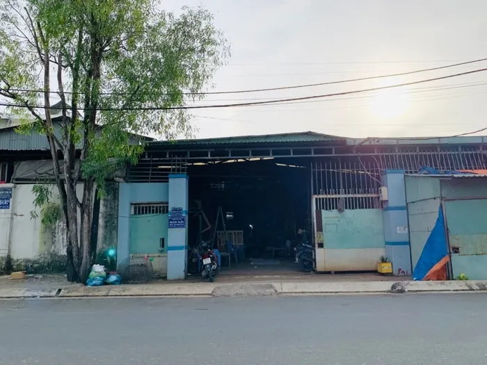 Xưởng rộng 600m2, mặt tiền đường lớn ở Bình Tân, giá tốt... Bán partner tại Bình Tân, Hồ Chí Minh 01