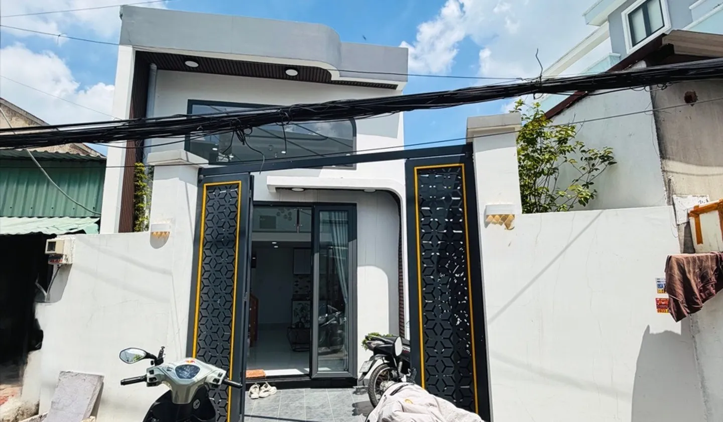 Bán nhà riêng 2 tầng 4 phòng ngủ tại xã Bà Điểm, Hồ Chí Minh, diện tích 90m² giá 5 tỷ... Bán nhà riêng tại Bà Điểm, Hồ Chí Minh 01