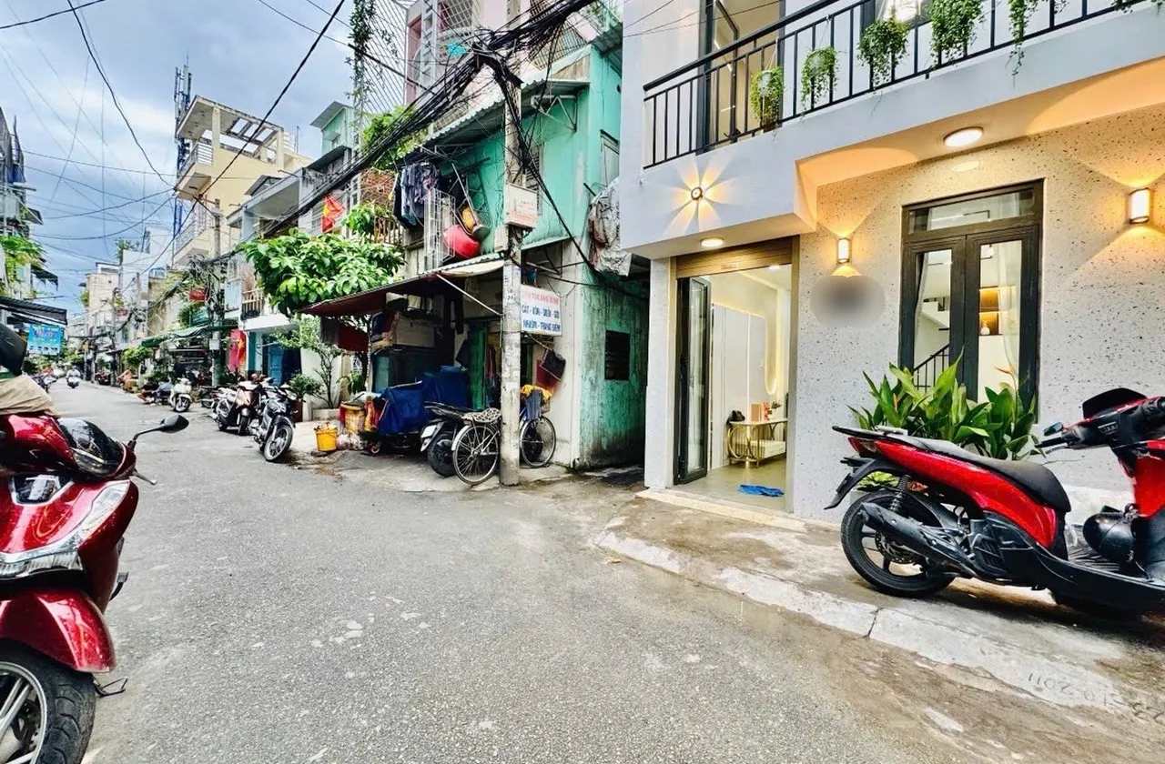Nhỉnh 5TỶ Hẻm xe hơi đổ cửa sát Q1 ngay Phan Xích Long Vạn kiếp Phú Nhuận ,Bình Thạnh... Bán nhà riêng tại Gia Định, Hồ Chí Minh 01