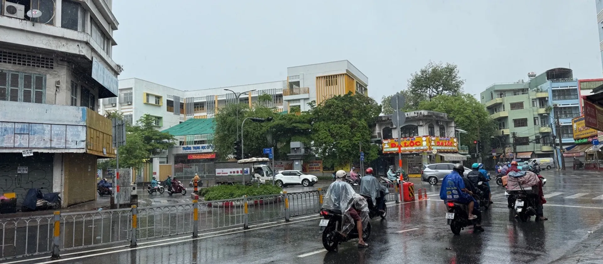 🏡 QUẬN 11 – TẠ UYÊN – GẦN 3/2 | HẺM XE HƠI | 3 TẦNG | 4 PHÒNG NGỦ | DÒNG TIỀN 14 TRIỆU/THÁNG... Bán nhà riêng tại Minh Phụng, Hồ Chí Minh 01