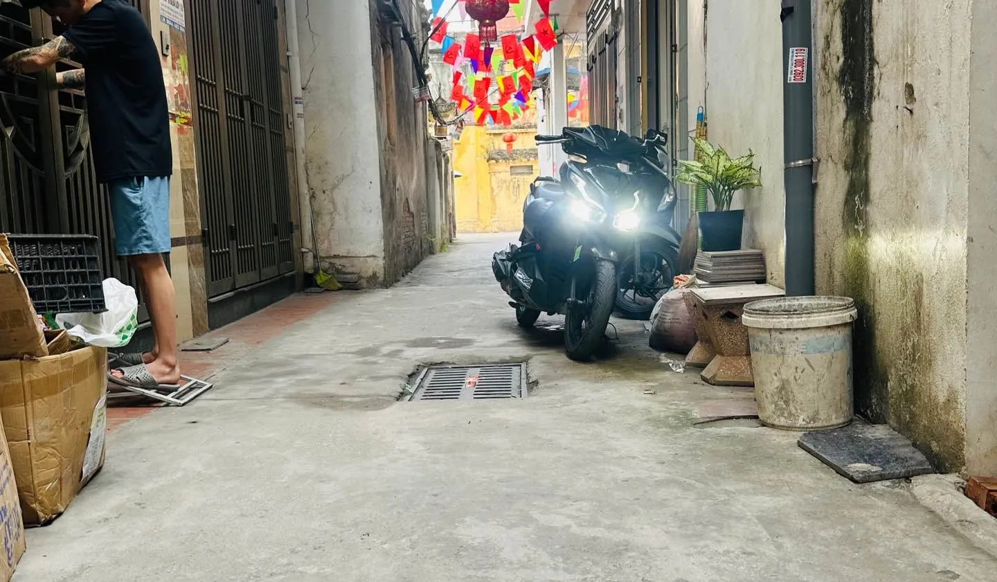 Bán nhà Phương canh, Trịnh Văn bô ngõ nông cách 20m ôtô tránh, 5 tầng đủ công năng chỉ nhỉnh 5 tỷ... Bán nhà riêng tại Xuân Phương, Hà Nội 01