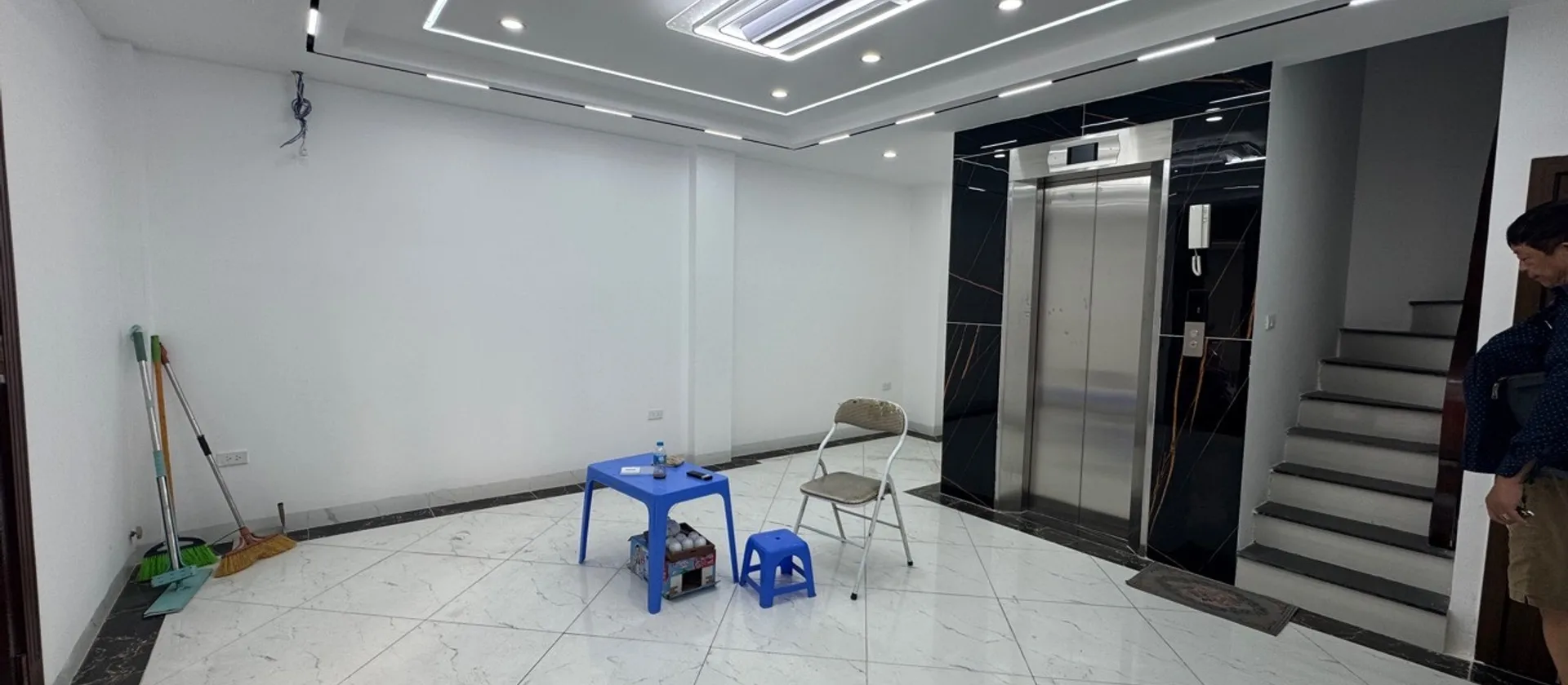Nhà mặt phố siêu xịn giữa trung tâm sầm uất... Bán nhà mặt phố tại Văn Miếu - Quốc Tử Giám, Hà Nội 01