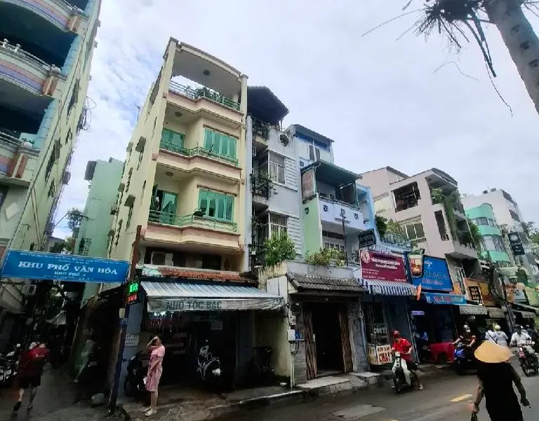 Nhà phố sầm uất, kinh doanh phát đạt ngay trung tâm quận 10... Bán nhà mặt phố tại Hòa Hưng, Hồ Chí Minh 01