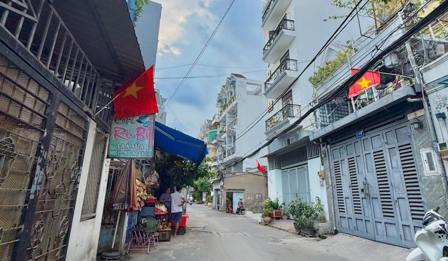 Vị trí 30m ra Phạm Văn Chiêu, hẻm xe tải thông ra Lê Văn Thọ, Nguyễn Văn Khối. Xung quanh nhiều t... Bán nhà riêng tại An Hội Tây, Hồ Chí Minh 01