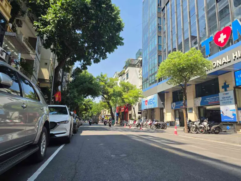 Bán nhà mặt phố Lê Văn Hưu, Hai Bà Trưng, 80m², 5 tầng, thang máy... Bán nhà mặt phố tại Hai Bà Trưng, Hà Nội 01