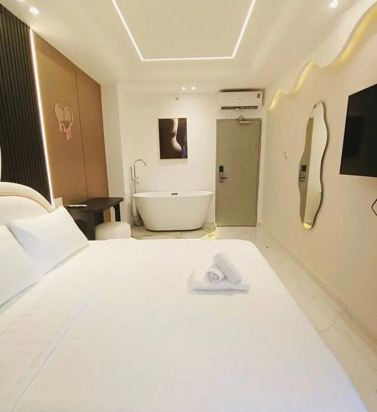Bán CHDV cao Cấp, Phạm Văn Chiêu,7 tầng có hầm Thang Máy, 18 Phòng... Bán nhà riêng tại Thông Tây Hội, Hồ Chí Minh 01