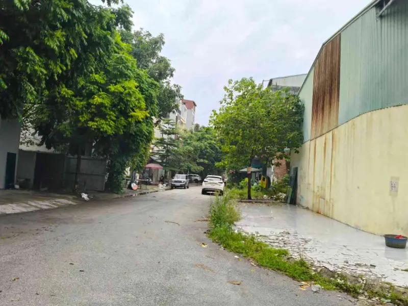 Bán kho, nhà xưởng tại khu tái định cư Nguyễn Văn Cừ với vị trí lô góc, mặt tiền 6m... Bán kho, nhà xưởng tại Đồng Nguyên, Bắc Ninh 01