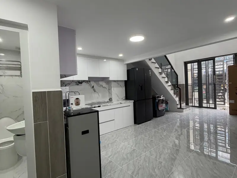 Bán nhà riêng 3 tầng tại quận Bình Tân với nội thất đầy đủ, diện tích 40m2... Bán nhà riêng tại Bình Trị Đông, Hồ Chí Minh 01