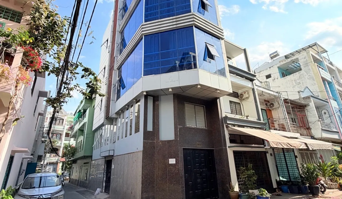 Nhà 6 tầng hiện đại, 2 mặt hẻm rộng ô tô Tân Bình, diện tích 55m², giá 13.5 tỷ... Bán nhà riêng tại Tân Hòa, Hồ Chí Minh 01