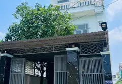Nhà 3 tầng rộng rãi, thiết kế hiện đại tại Lê Văn Lương... Bán nhà riêng tại Hiệp Phước, Hồ Chí Minh 01