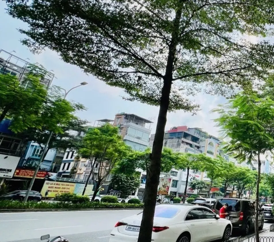 Nhà mặt phố Xã Đàn 5 tầng mặt tiền 7m, giá tốt, cơ hội đầu tư sinh lời ngay... Bán nhà mặt phố tại Văn Miếu - Quốc Tử Giám, Hà Nội 01