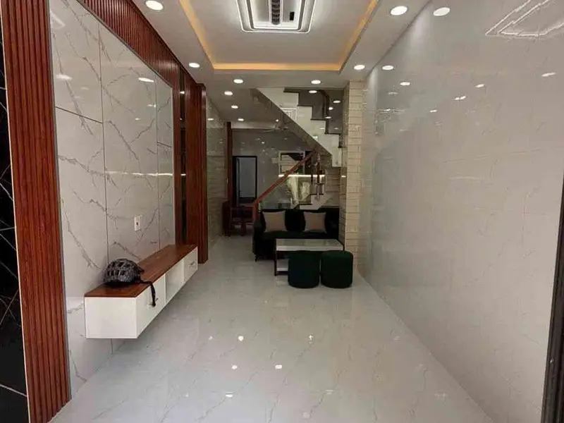 Nhà đẹp Văn Thân giảm sốc, gần hẻm xe tải, 2PN tiện nghi... Bán nhà riêng tại Bình Tiên, Hồ Chí Minh 01