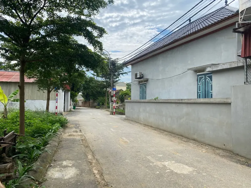 BDS căn nhà MẶT HỒ - trung tâm BỒ ĐỀ - 9.x TỶ ( có thương lượng)... Bán đất tại Thạch Thất, Hà Nội 01