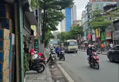 Bán nhà 3 tầng lô góc 2 mặt tiền tại Tây Sơn trung tâm... Bán nhà riêng tại Kim Liên, Hà Nội 01