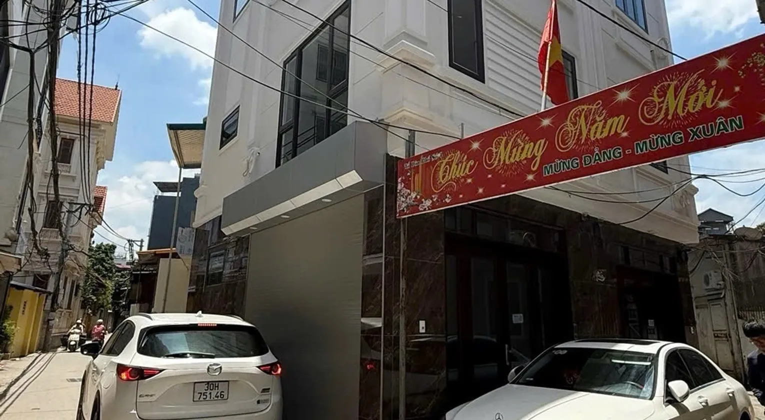 Nhà góc 5 tầng thang máy, ô tô vào tận nhà - siêu tiện nghi... Bán nhà riêng tại Kiến Hưng, Hà Nội 01