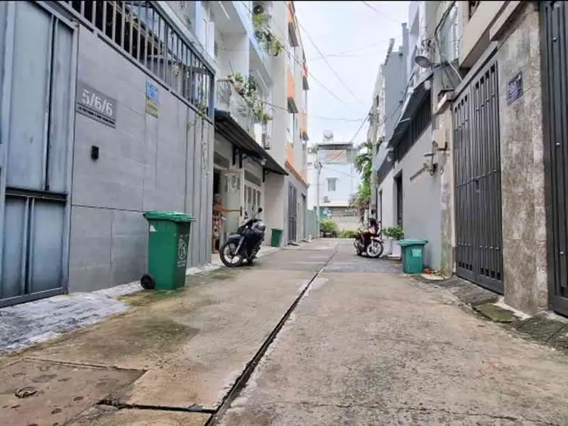 LH: 0917.495.592. Bán nhà riêng 3 tầng khu vực Lê Văn Thịnh, diện tích 109.5 m2, 8 phòng ngủ.... Bán nhà riêng tại Bình Trưng, Hồ Chí Minh 01