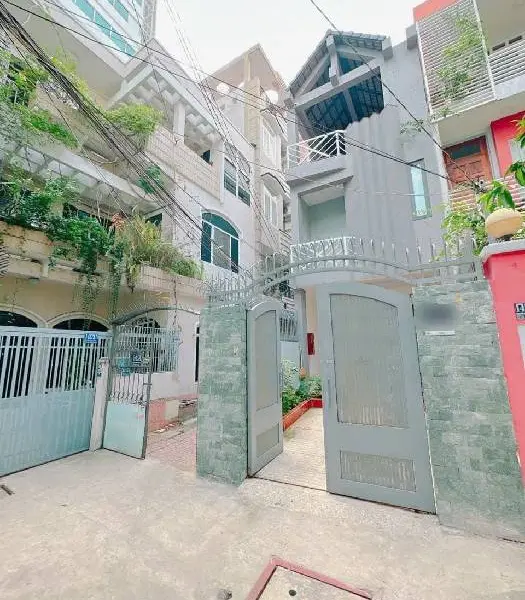 Nhà 3 lầu, Hẻm ô tô, gần ủy ban phường, diện tích 94m2 tại Nguyễn Đình Chính, PN. Tiềm năng tănggiá... Bán owner_side tại Phú Nhuận, Hồ Chí Minh 01