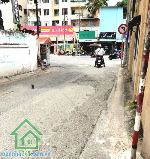CHÍNH CHỦ LÂU ĐỜI – 4 TẦNG BTCT – 4PN – HOÀN CÔNG ĐẦY ĐỦ – CÁCH HẺM XE HƠI CHỈ 5M... Bán nhà riêng tại Đức Nhuận, Hồ Chí Minh 01