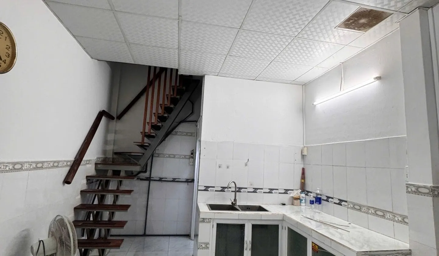 Nhà đang cho thuê 5tr/tháng - 20m2 - 1 Lầu 1 Trệt... Bán nhà riêng tại An Hội Đông, Hồ Chí Minh 01