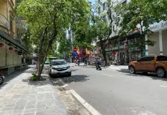 Văn phòng 8 tầng sang trọng tại trung tâm quận Hai Bà Trưng, vị trí đắc địa. 187m2, 170 tỷ.... Bán văn phòng tại Hai Bà Trưng, Hà Nội 02