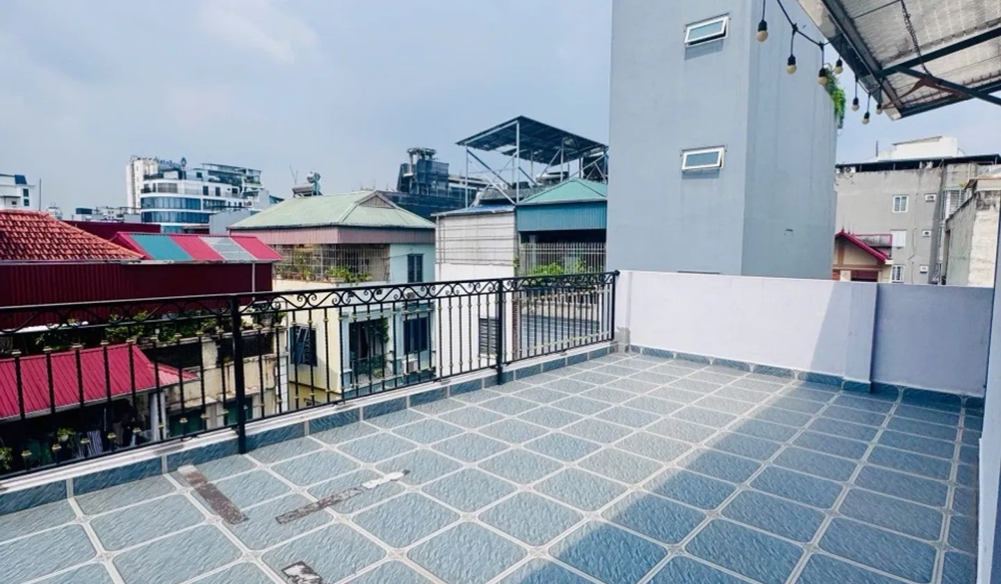 Cơ hội duy nhất sở hữu toà nhà 10 tầng thang máy tại vị trí vàng của quận Đống Đa... Bán văn phòng tại Văn Miếu - Quốc Tử Giám, Hà Nội 01