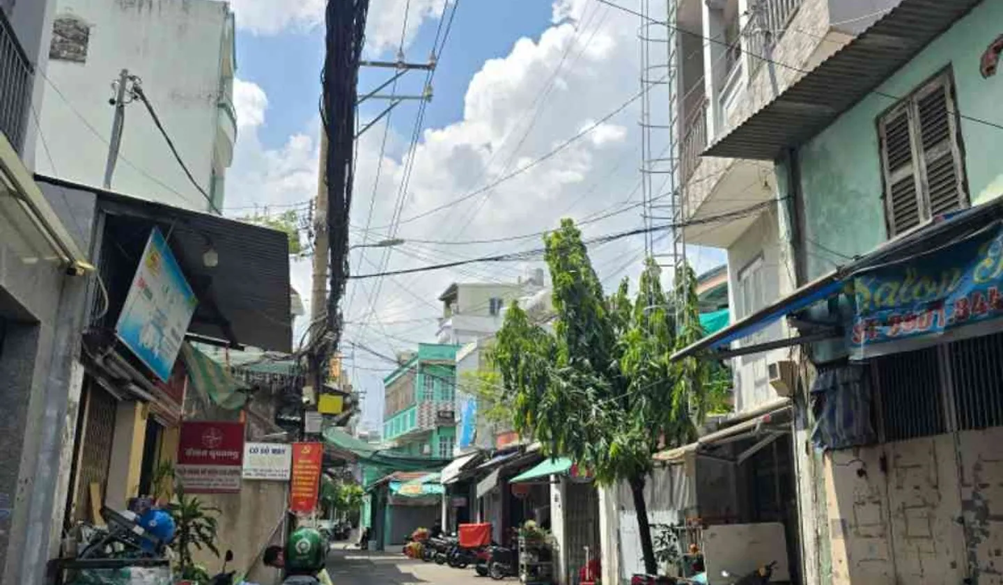 Bán nhà 2 tầng 8 phòng cho thuê tại Tân Bình, diện tích 77m2... Bán nhà riêng tại Bảy Hiền, Hồ Chí Minh 01