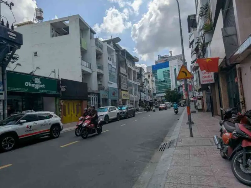 Bán nhà riêng hai tầng tại phường Lê Quý Đôn, diện tích nhỏ lô góc trung tâm... Bán nhà riêng tại Phú Nhuận, Hồ Chí Minh 01