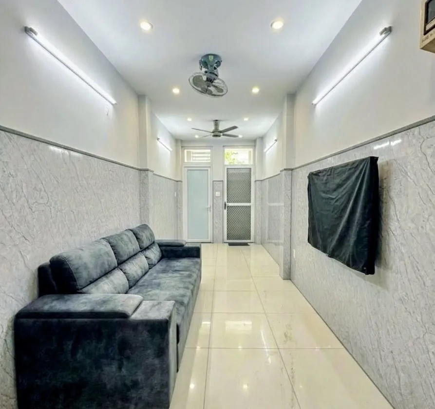 Nhà Tân Bình - Lạc Long Quân, 4 tầng - ở ngay - dài 12m - 128m2 - hơn 4 tỷ.... Bán nhà riêng tại Tân Hòa, Hồ Chí Minh 01