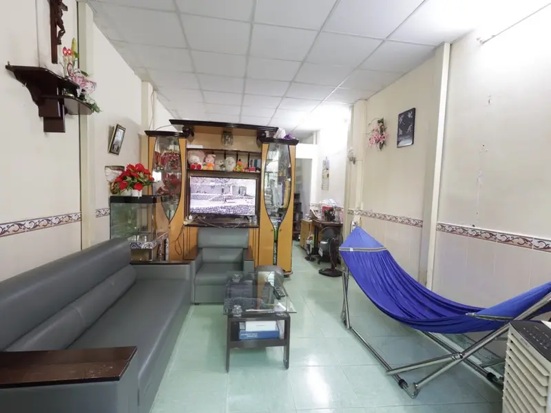 Nhà 2 Tầng Sát Hẻm Ô Tô, Gần Ngã Tư Bảy Hiền... Bán owner_side tại Tân Sơn Nhất, Hồ Chí Minh 01