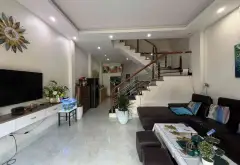 🚨# Sâu NHÀ 3Tầng TRUNG TÂM CAO THẮNG -OTO ĐỖ CỬA- TẶNG Full NỘI THẤT - CHỈ NHỈNH 2Tyy🚨... Bán nhà riêng tại Hà Lầm, Quảng Ninh 04