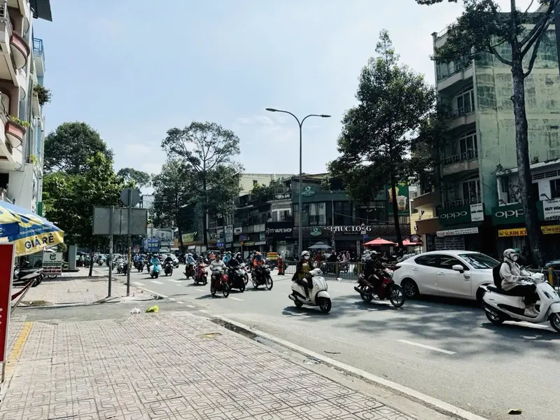 MẶT TIỀN KINH DOANH SẦM UẤT ĐƯỜNG 3 THÁNG 2 - 67M2- 3 TẦNG- NỞ HẬU... Bán nhà mặt phố tại Phú Thọ, Hồ Chí Minh 01