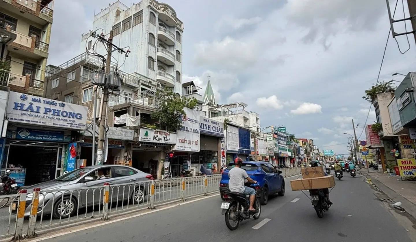 Nhà mặt tiền đường sầm uất, tiềm năng kinh doanh cực mạnh... Bán nhà mặt phố tại Bảy Hiền, Hồ Chí Minh 01