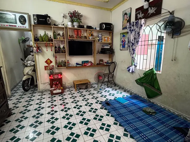 Bán nhà 1 trệt 1 gác lửng 5 phòng tại Linh Xuân, giá 5.7 tỷ... Bán nhà riêng tại Linh Xuân, Hồ Chí Minh 01