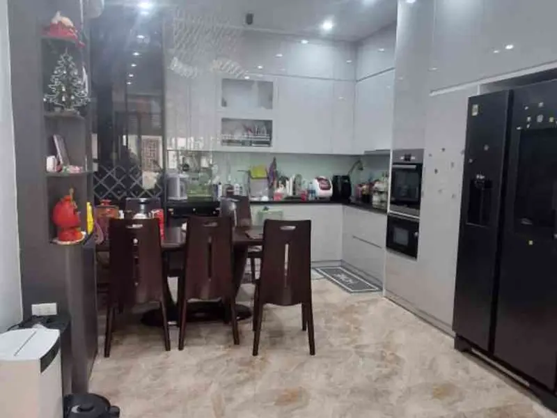Bán nhà riêng 5 tầng tại Nhật Tảo, diện tích 44m2, giá 12,8 tỷ đồng... Bán nhà riêng tại Phú Thượng, Hà Nội 01